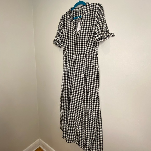 Kenar Dress - Picture 3 of 8